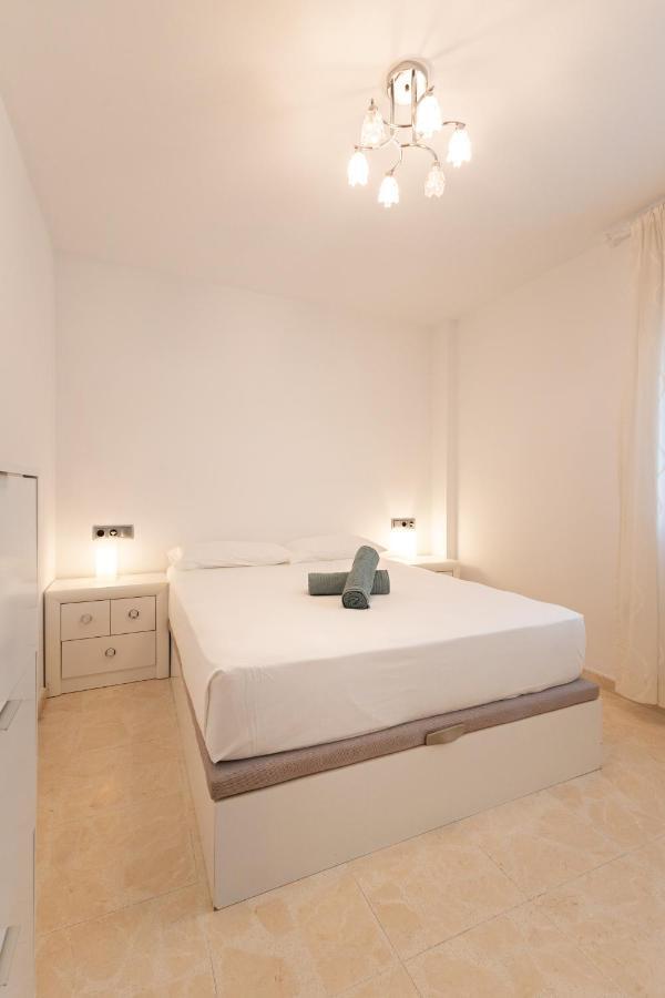 Charming 3 Bedroom Apartment At Triana Center By Oui إشبيلية المظهر الخارجي الصورة