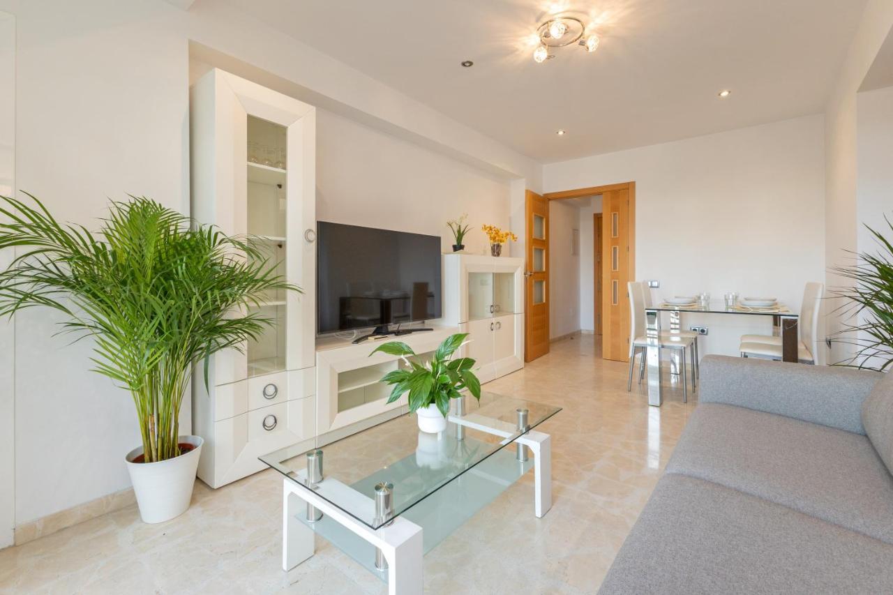 Charming 3 Bedroom Apartment At Triana Center By Oui إشبيلية المظهر الخارجي الصورة
