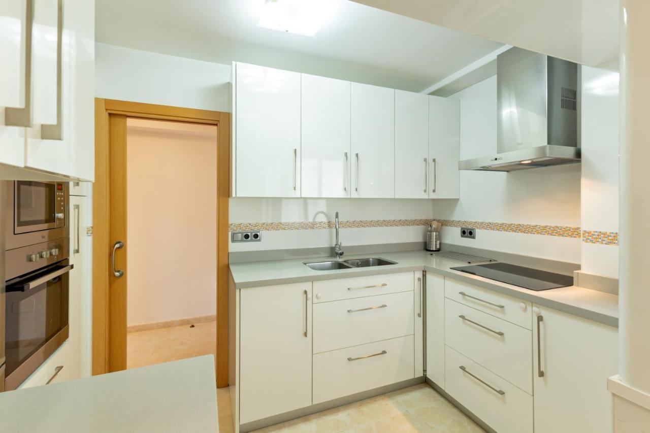 Charming 3 Bedroom Apartment At Triana Center By Oui إشبيلية المظهر الخارجي الصورة