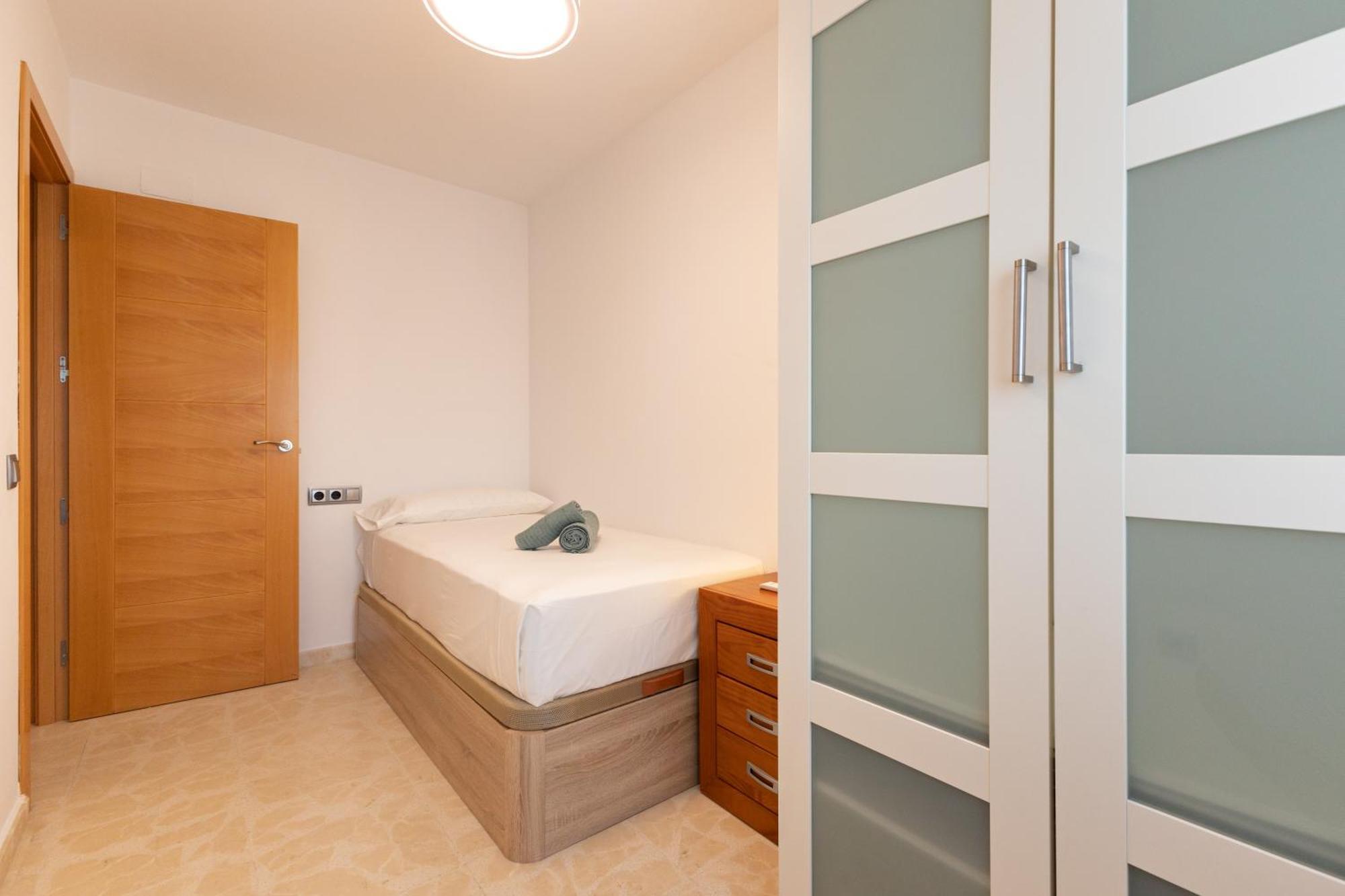 Charming 3 Bedroom Apartment At Triana Center By Oui إشبيلية المظهر الخارجي الصورة