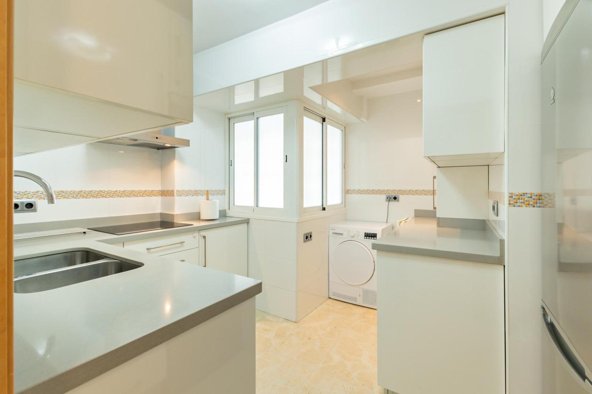 Charming 3 Bedroom Apartment At Triana Center By Oui إشبيلية المظهر الخارجي الصورة