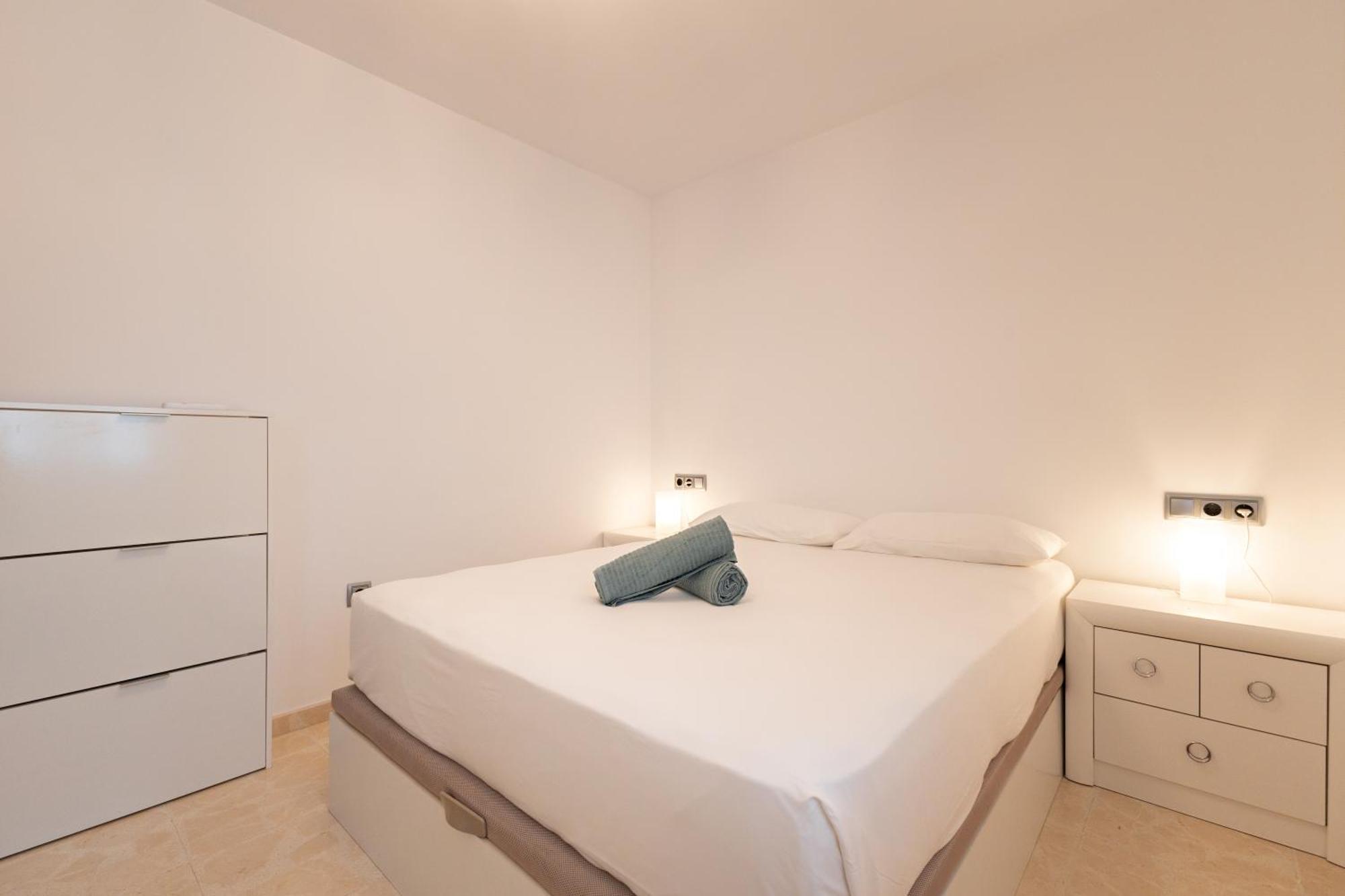 Charming 3 Bedroom Apartment At Triana Center By Oui إشبيلية المظهر الخارجي الصورة