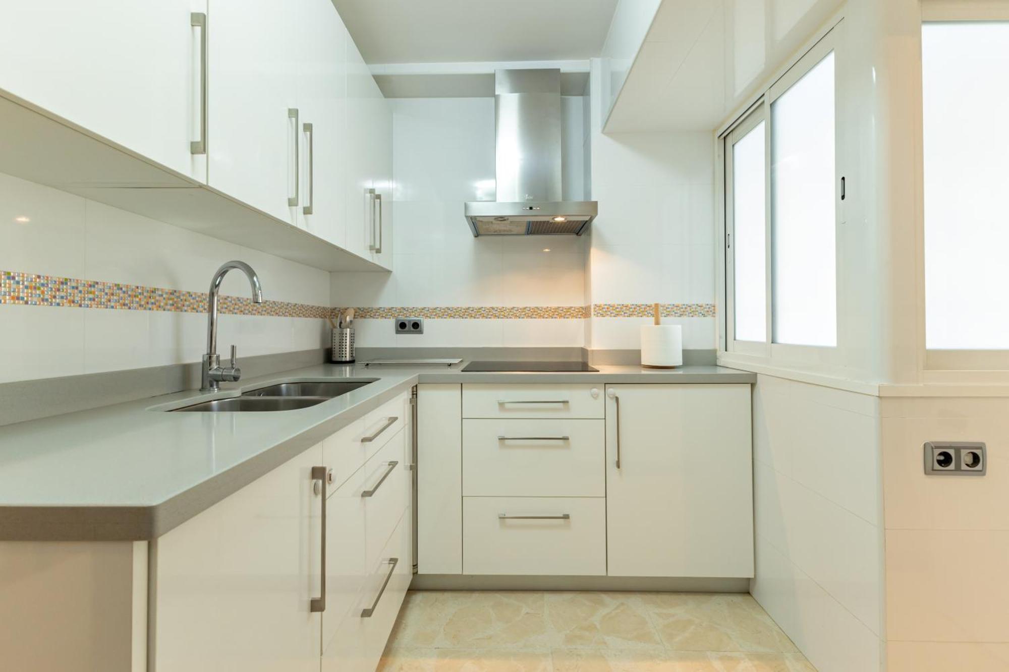 Charming 3 Bedroom Apartment At Triana Center By Oui إشبيلية المظهر الخارجي الصورة